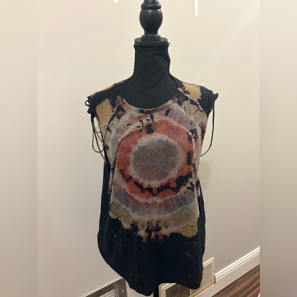 The Laundry Room Tie-Dye Muscle Tee - Black and Red